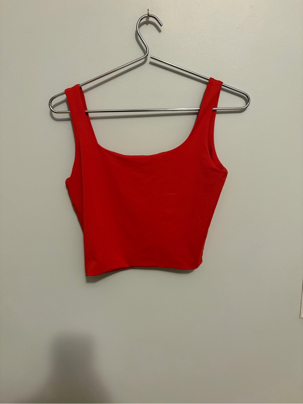 Women's Red Scoop Neck Crop Top
